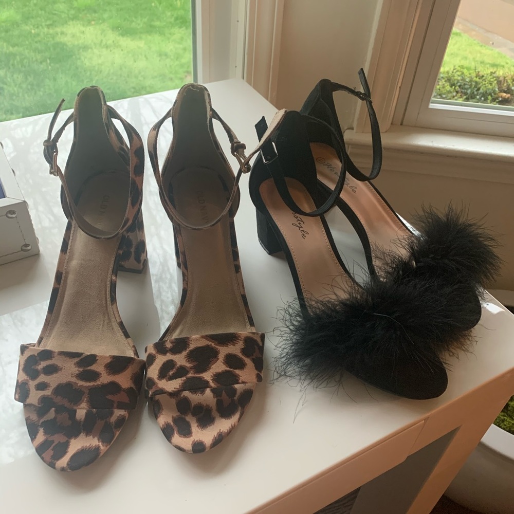 2 pair shoe lot - like new